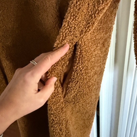 Rachel’s Zoe Women's tan long button up Teddy/sherpa Coat - Picture 10 of 10
